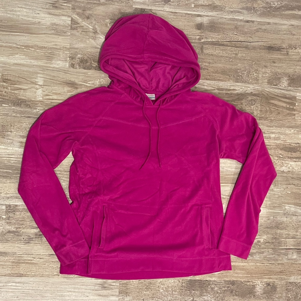 Size XL Columbia Pullover Lightweight Hoodie with Front Pouch. Super Soft!
